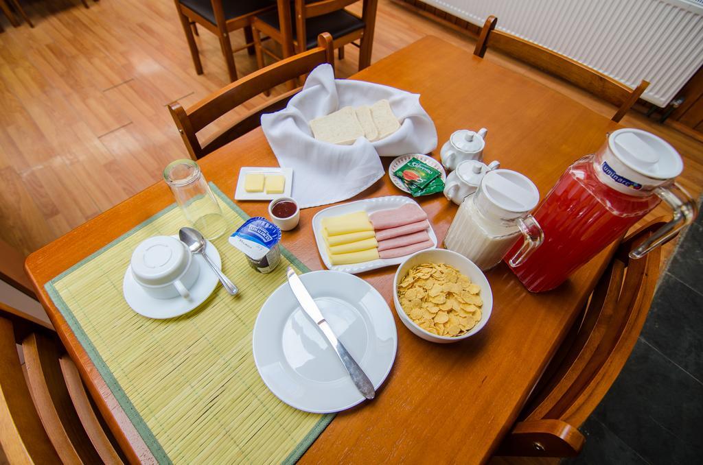 Smile Patagonia (Adults Only) Hotel Puerto Natales Buitenkant foto
